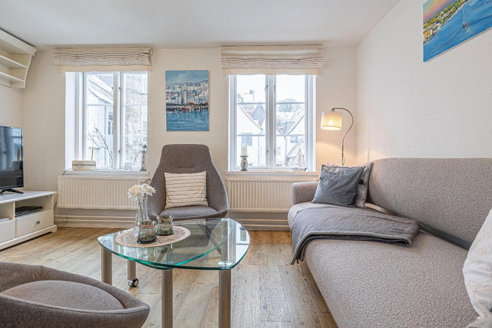 Fewo1846 - Hugo Eckener - Komfortable Maisonette-Wohnung Mit 2 Schlafzimmern Im Stadtzentrum เฟลนส์บวร์ก ภายนอก รูปภาพ