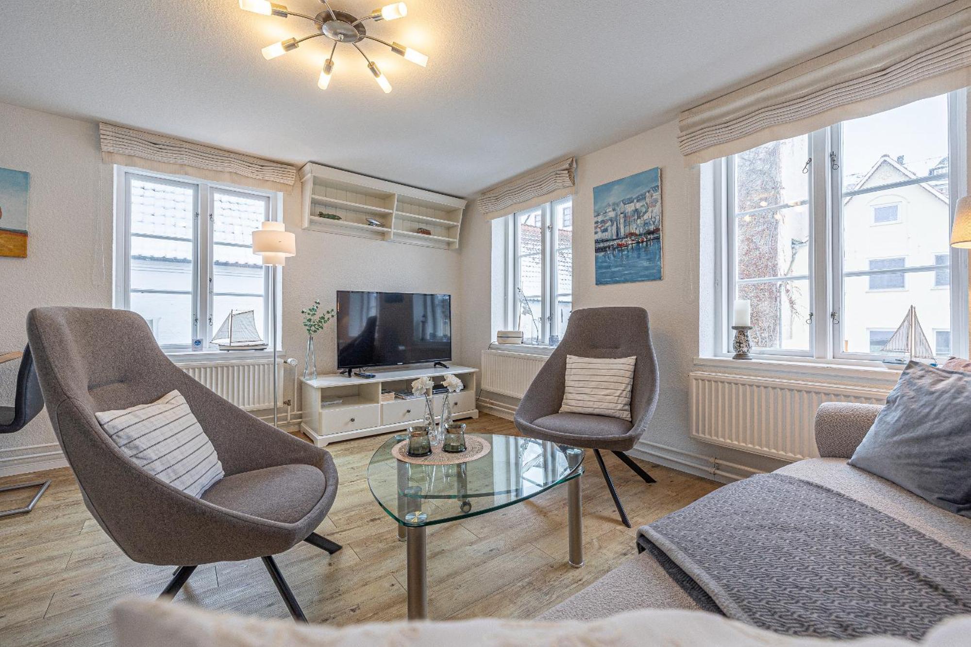 Fewo1846 - Hugo Eckener - Komfortable Maisonette-Wohnung Mit 2 Schlafzimmern Im Stadtzentrum เฟลนส์บวร์ก ภายนอก รูปภาพ